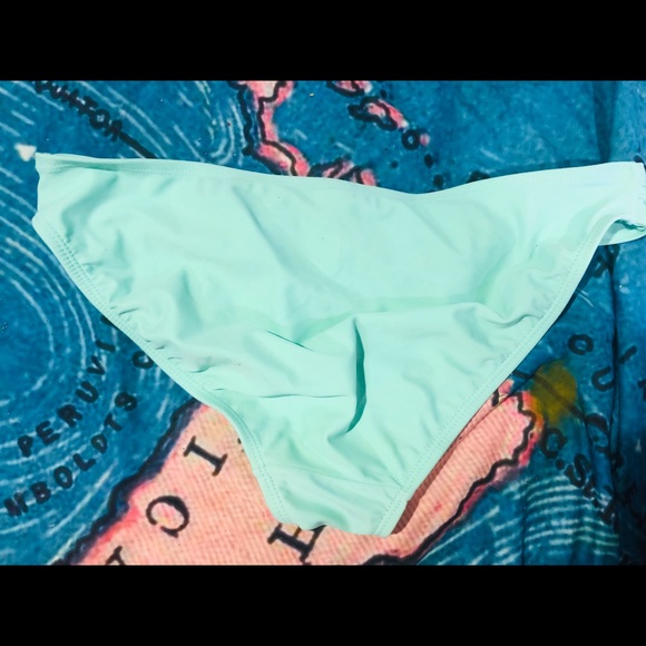 Seafoam green bikini set - Picture 3 of 3